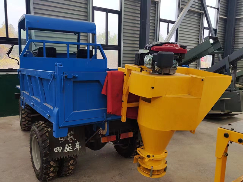 0.3方后挂式融雪撒布机