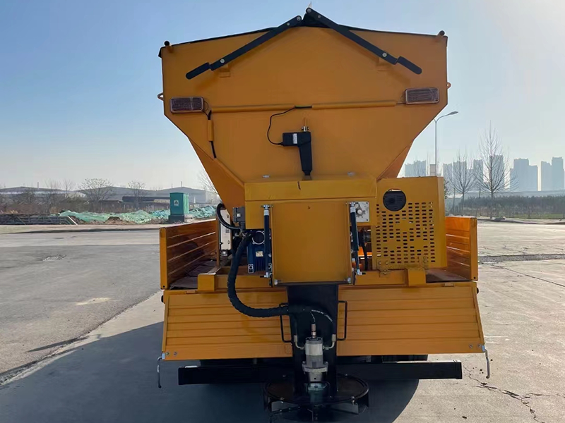 4方融雪剂撒布机