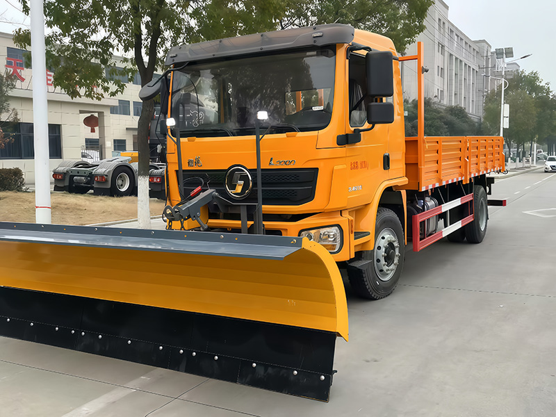 HLW5180TCXS6型除雪车