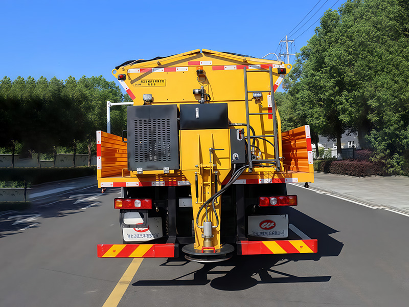 HLW5180TCXS6型除雪车