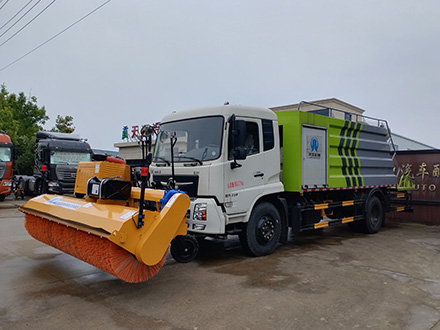 适合用于制作扫雪滚刷挡板的塑料类型和简介